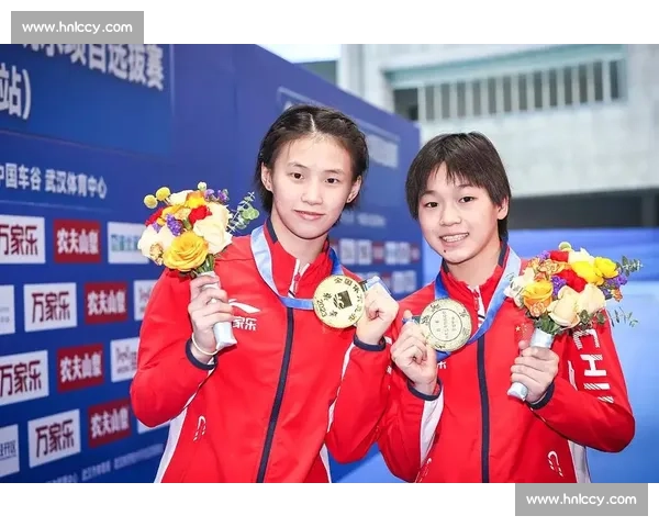 全红婵陈芋汐巴黎奥运续写传奇:双子星闪耀十米台,水花见证中国力量 全红婵陈芋汐巴黎奥运续写传奇:双子星闪耀十米台,水花见证中国力量