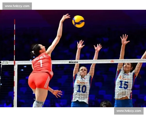 中国女排 3-1 力克捷克!赵勇激活王媛媛 + 万梓玥新搭档,副攻线成制胜关键 中国女排 3-1 力克捷克!赵勇激活王媛媛 + 万梓玥新搭档,副攻线成制胜关键
