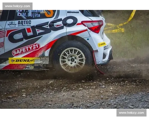 龙游魔鬼赛道突发坠崖事故,车手生死未卜 龙游魔鬼赛道突发坠崖事故,车手生死未卜